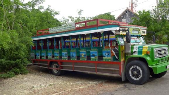 Autobús de Cartagena de Indias. Foto: Sebastián Álvaro