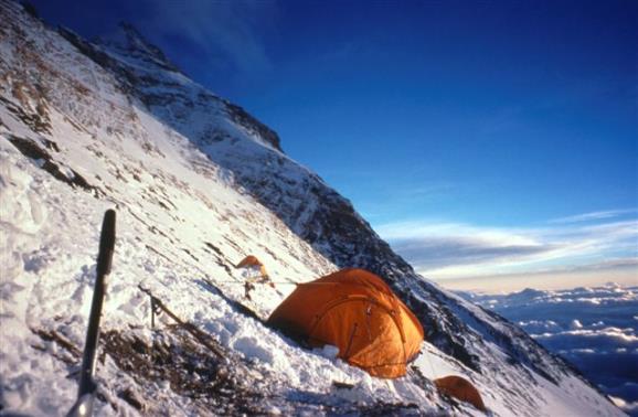 Campo III del Everest. Foto: Sebastián Álvaro